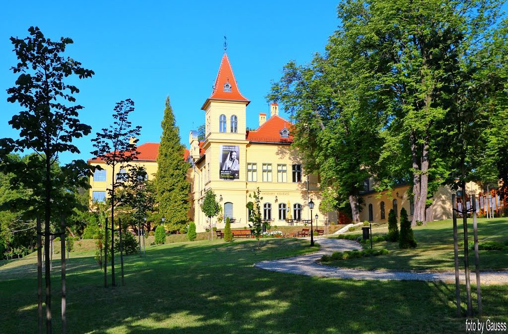 Vaszary Villa